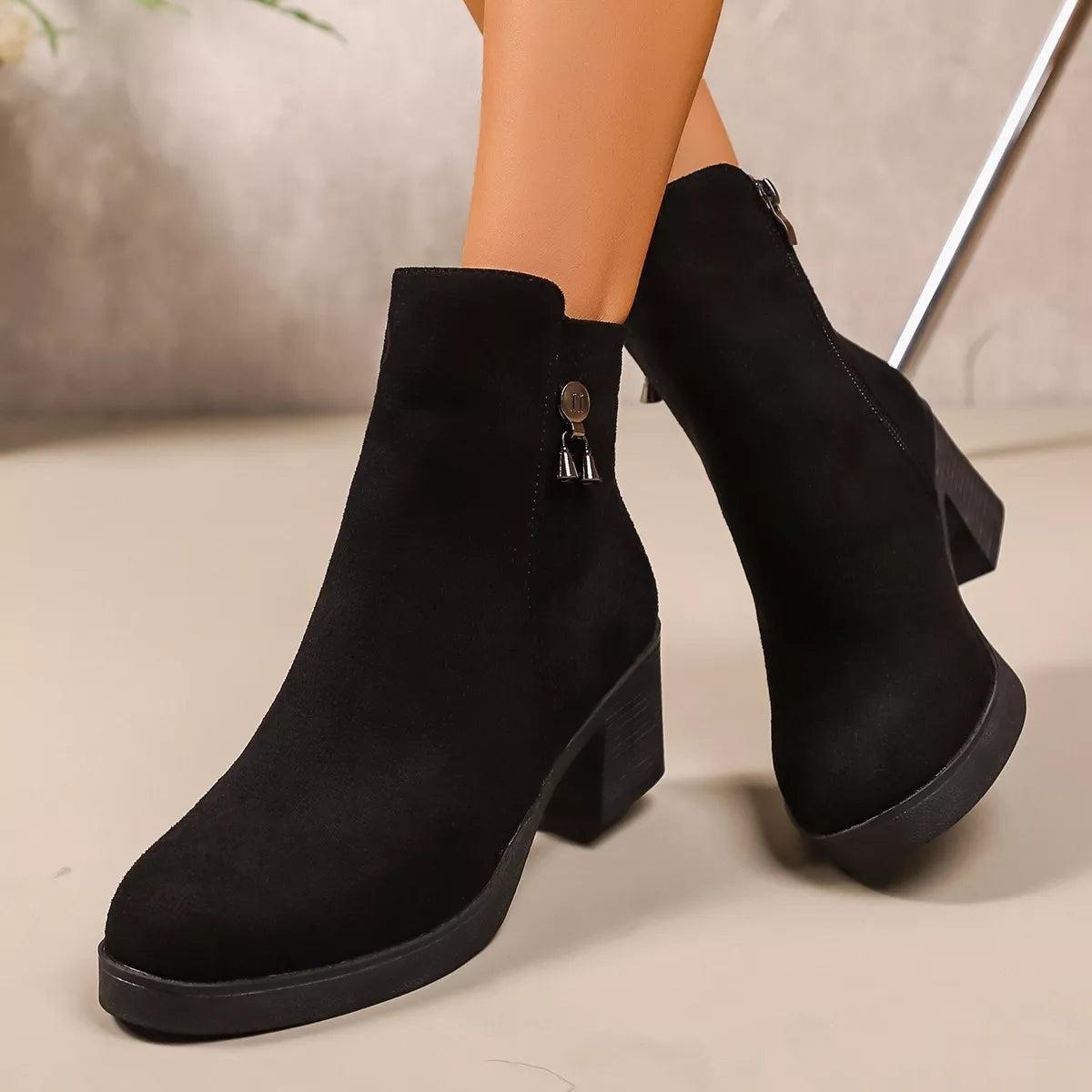 8d78ccd5815f4bbfba8397b016e614f1-Max-Origin